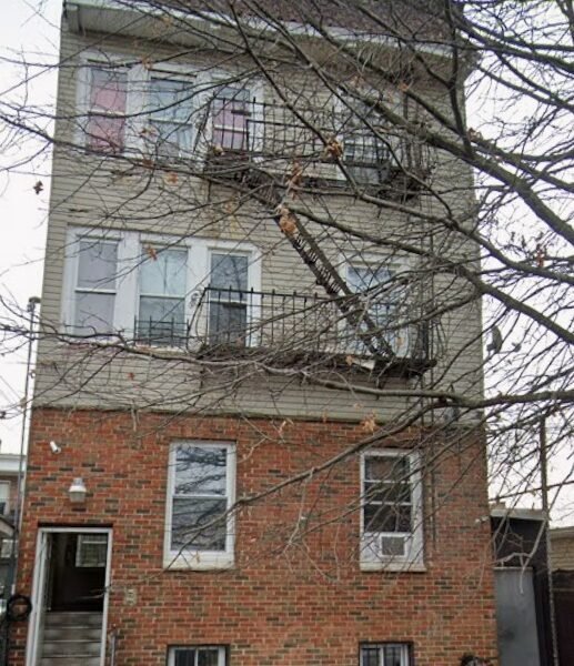 607 N 7th St #2, Newark, Nueva Jersey, 07107.