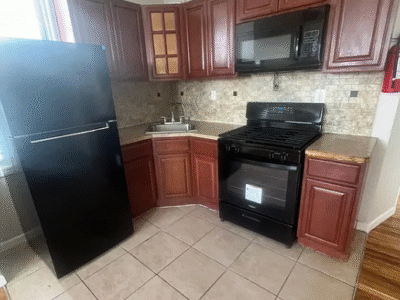 788 S 19th St #2, Newark, NJ 07103