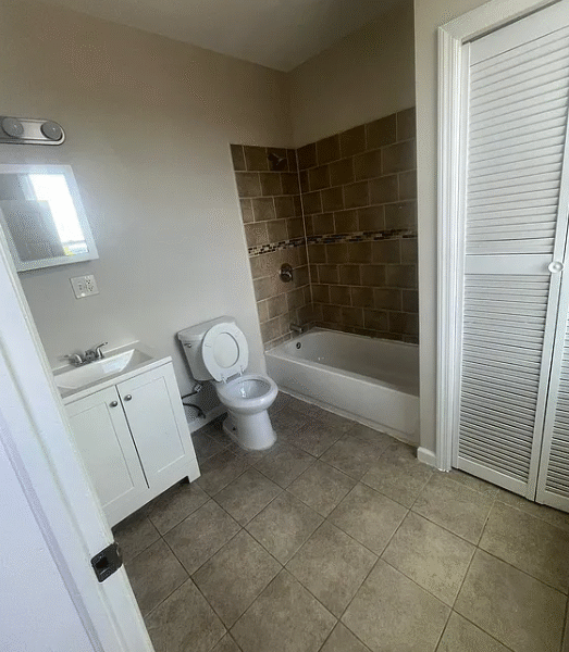 788 S 19th St #2, Newark, NJ 07103