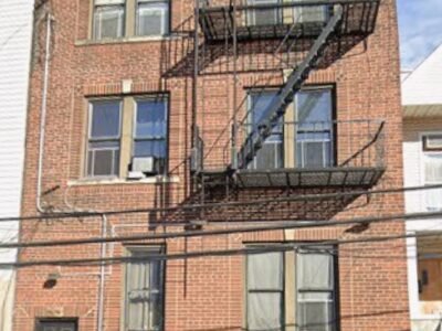 838 Communipaw Ave #3R, Jersey City, Nueva Jersey, 07304.