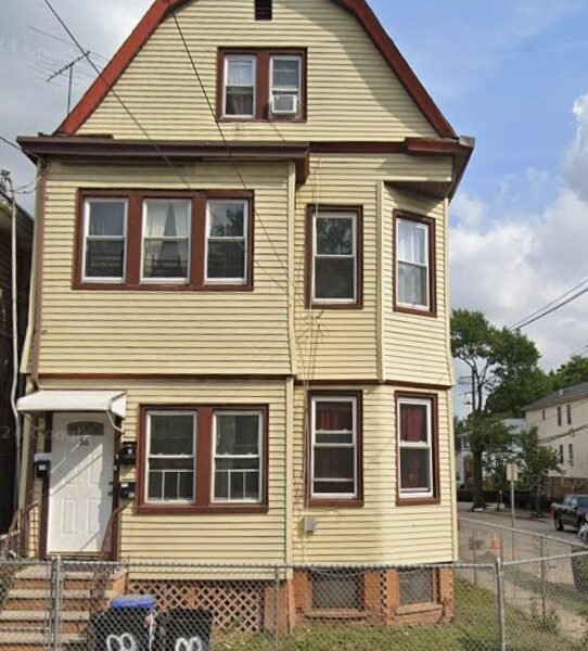 86 Stuyvesant Ave #3, Newark, Nueva Jersey, 07106.