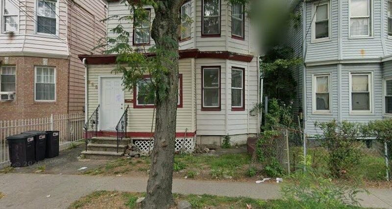 955 Grove St #1, Irvington, Nueva Jersey, 07111.