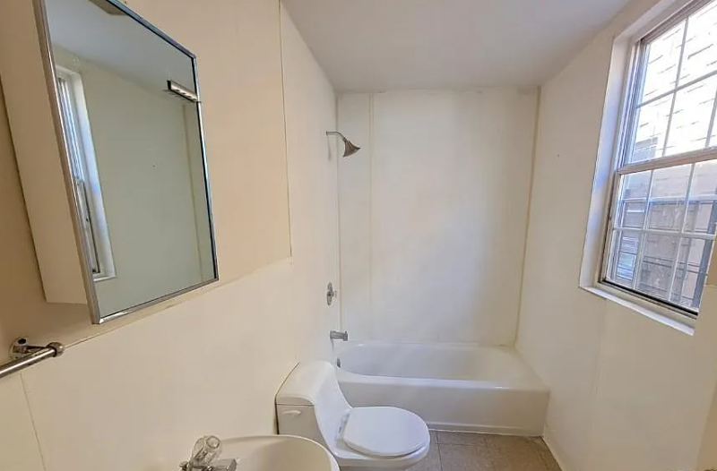 687 Summer Ave Floor 1, Newark, NJ 07104