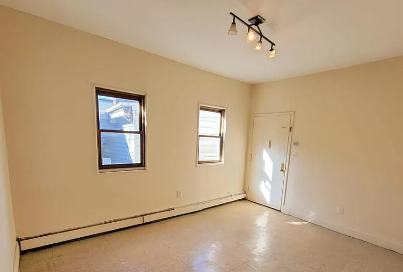 687 Summer Ave Floor 1, Newark, NJ 07104