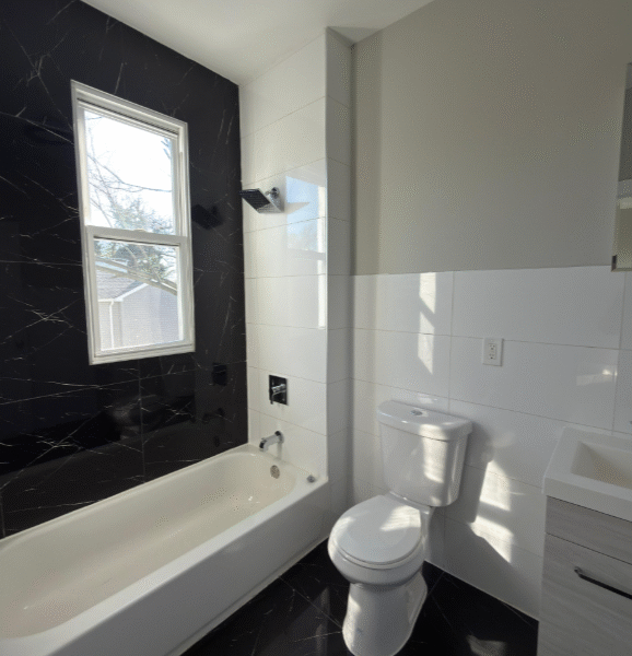 791 S 15th St #3, Newark, NJ 07108