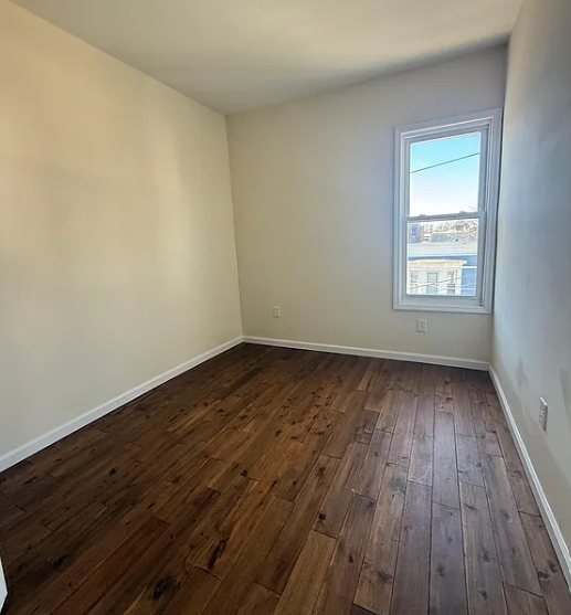 826 S 15th St Floor 3, Newark, NJ 07108