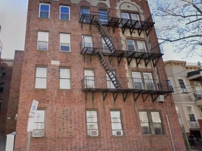 117 Wade St #4L, Jersey City, Nueva Jersey, 07305.