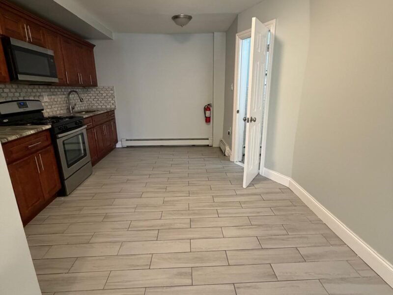 45 E 26th St #1, Bayonne, Nueva Jersey, EE. UU.