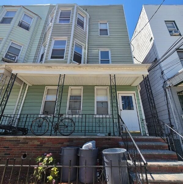 66 W 18th St #2F, Bayonne, Nueva Jersey, EE. UU.