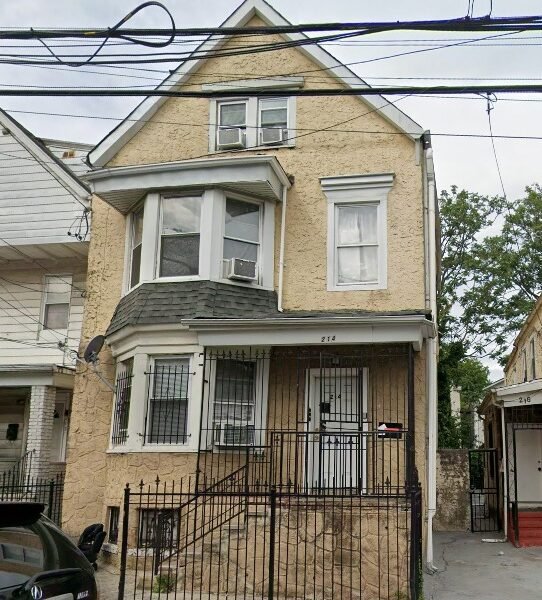 214 4th St #3, Newark, Nueva Jersey, EE. UU.