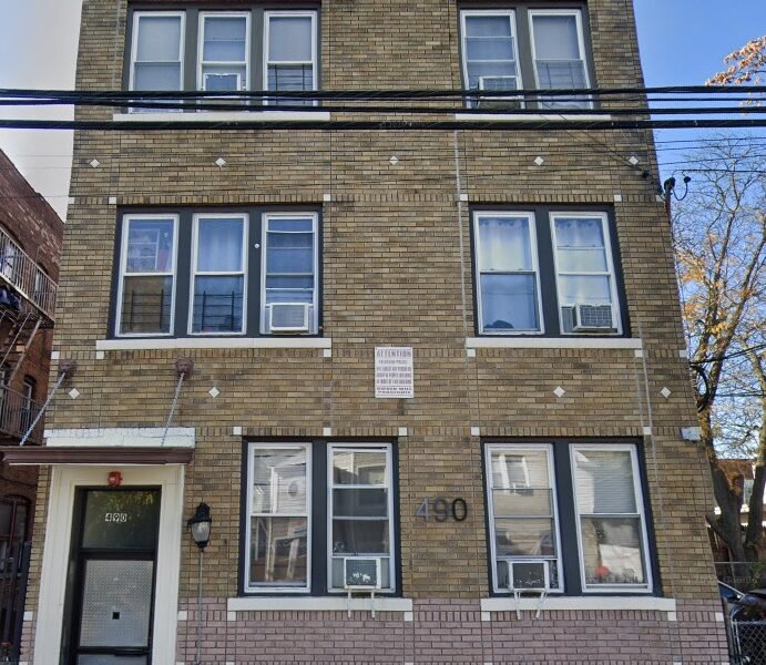 490 East 23rd Street #2, Paterson, Nueva Jersey, EE. UU.