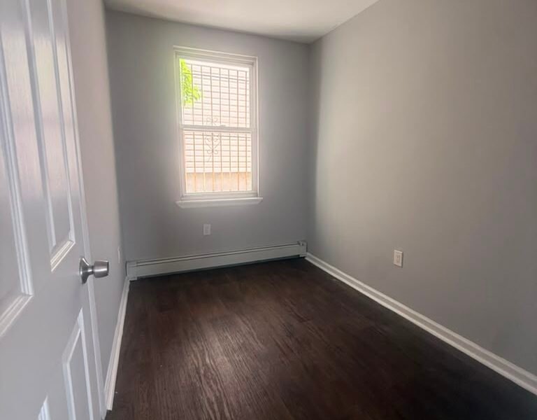 313 Court Street #1R, Elizabeth, Nueva Jersey, EE. UU.