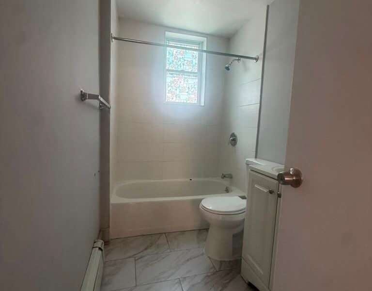 313 Court Street #1R, Elizabeth, Nueva Jersey, EE. UU.