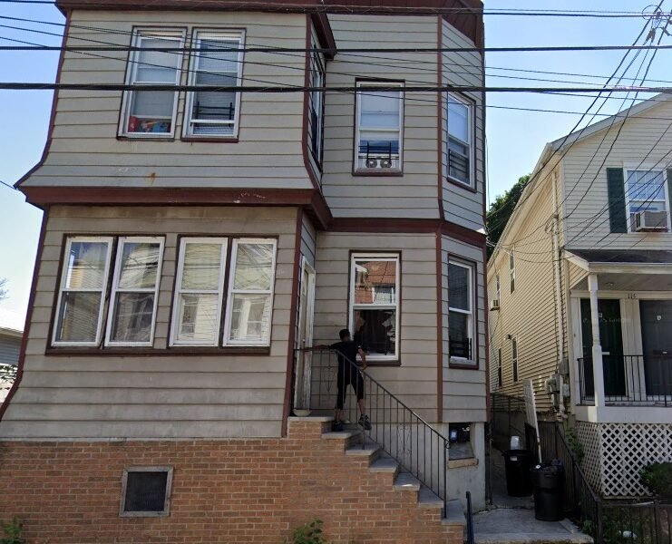 113 Armstrong Avenue #1, Jersey City, Nueva Jersey, EE. UU.