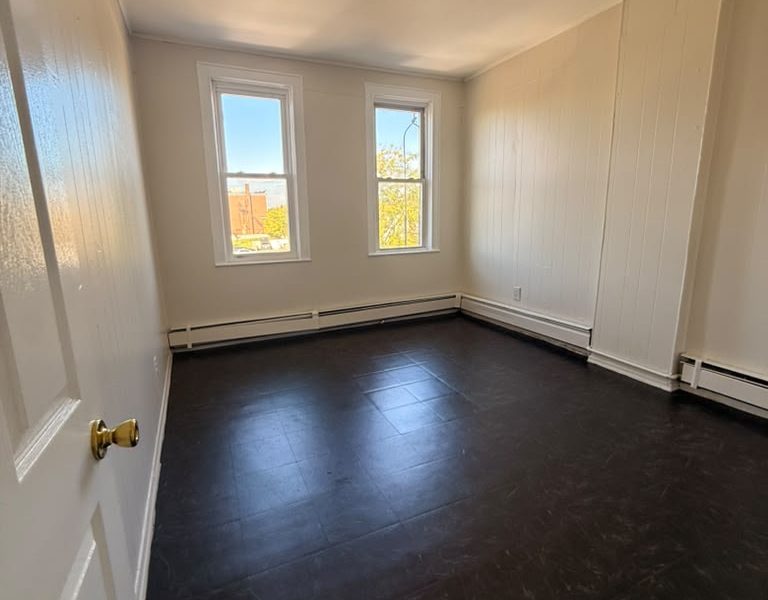 390 State Street #3F, Perth Amboy, Nueva Jersey, EE. UU.