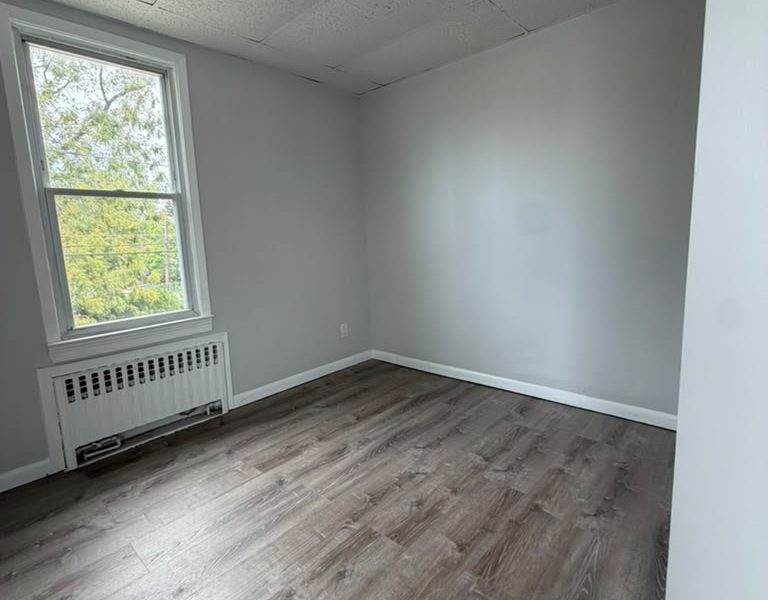 696 Worth Avenue #2R, Linden, Nueva Jersey, EE. UU.