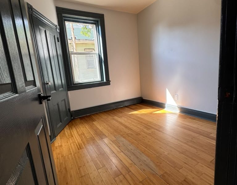 9 Ellington Street #1, East Orange, Nueva Jersey, EE. UU.