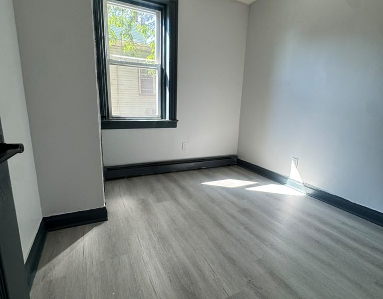 9 Ellington Street #1, East Orange, Nueva Jersey, EE. UU.