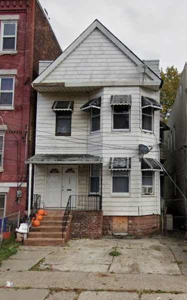 122 Orient Avenue #2, Jersey City, Nueva Jersey, EE. UU.